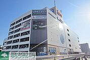 ipot 徒歩16分。ショッピングセンター 1280m