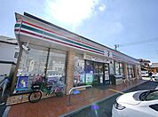 セブンイレブン入間下藤沢東店 徒歩14分。コンビニ 1110m