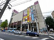 イオン所沢店 769m