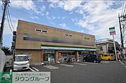 ファミリーマート東久留米本町二丁目店 徒歩3分。 200m