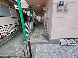 16 / 34