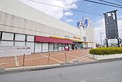 スーパーバリュー入間春日町店 3858m