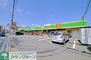 ドラッグエース新河岸店 1100m