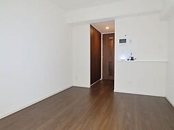 Ｌａ　Ｄｏｕｃｅｕｒ大島 3階1Kのリビング/ダイニング