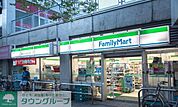 ファミリーマート坪田リバーサイド店 徒歩8分。コンビニ 580m