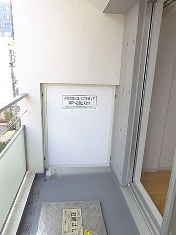 バルコニー
