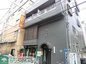 郵便局 220m