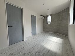 イーグルAoi 101 1階1Kのリビング/ダイニング