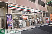 セブンイレブン西日暮里道灌山通り店 徒歩4分。コンビニ 290m
