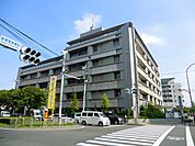 綾瀬警察署 220m