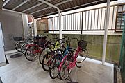 屋根付き駐輪場