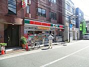 サンクス 650m