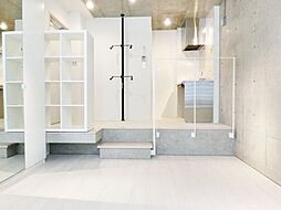 ＥＵＲＯＰＯＲＴ千歳船橋 104 1階ワンルームのリビング/ダイニング