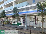 ローソン府中西府駅南口店 徒歩10分。コンビニ 750m