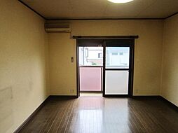 アーバンソシエ 205 2階1Kのリビング/ダイニング