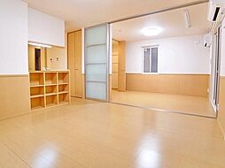 JR八高線 箱根ケ崎駅 徒歩36分の賃貸アパート 1階2LDKのリビング/ダイニング