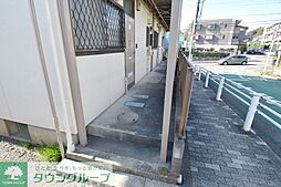 7 / 11