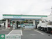 ファミリーマート立川西砂町店 徒歩6分。コンビニ 470m