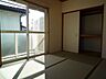 寝室：掲載の写真は同仕様の別のお部屋の写真です。