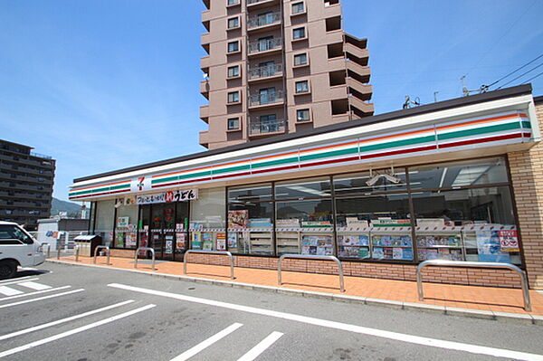 画像19:コンビニ「セブンイレブン広島川内2丁目店まで754ｍ」