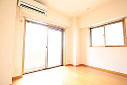 ポラール・キキ 203 2階1Kのリビング/ダイニング