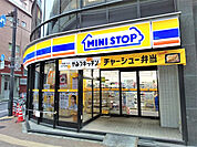 ミニストップ板橋中丸店まで350m