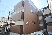 ◆2018年3月築の3階建てアパート◆