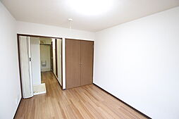 アン・モリオビル 305 3階ワンルームのリビング/ダイニング