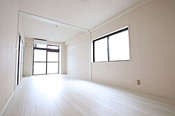 ブラウンヒル 203 2階1LDKのリビング/ダイニング