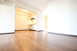 アスティー冨士 503 5階3LDKのリビング/ダイニング