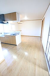 グレース城山 203 2階2LDKのリビング/ダイニング