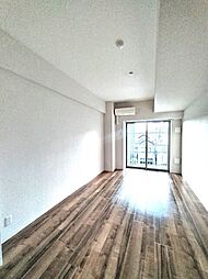 ｃｈｅｒｓ　ａｍｉｓ　III 303 3階1Kのリビング/ダイニング