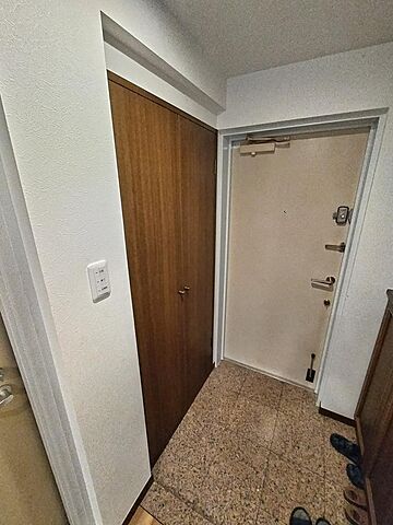 玄関 ライオンズガーデン高幡不動 1階/121