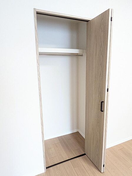 洋室収納