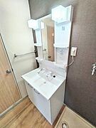 シャワー付き洗面台