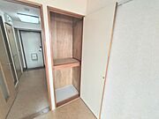 洋室の収納
