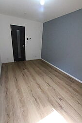 ロンギシマム 101 1階1Kのリビング/ダイニング