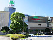 ロピア成田店まで500ｍ