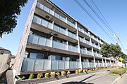 オートロック・エレベーター付きのマンションです