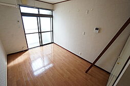 エステートピア 206 2階1Kのリビング/ダイニング