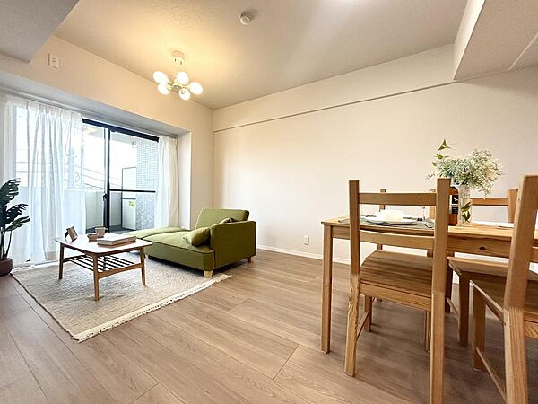 リビング/ダイニング