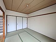 日当たりの良い和室6畳