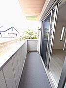 晴れた日には洗濯物が干せますね♪