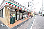 セブン-イレブン 大和東1丁目店まで210m
