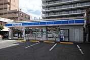 ローソン藤沢朝日町店まで400ｍ