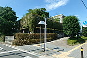 藤沢市総合市民図書館まで150ｍ