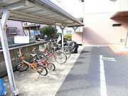 駐輪場あります♪