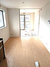 ソレイユII 102 1階1DKのリビング/ダイニング