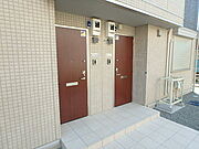 102・202　玄関
