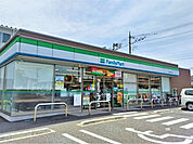 ファミリーマート 東大宮五丁目店まで230ｍ